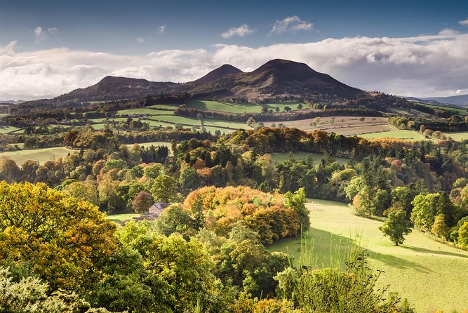 1 Day Alnwick Castle, Holy Island & Scottish Borders - Scottish Borders to England’s castles, without the hassle