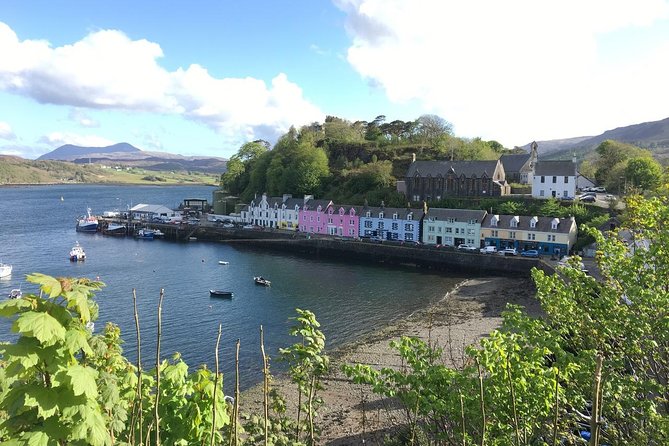 1 Day Tour from Inverness - Isle of Skye, Fairy Pools, and Eilean Donan Castle - Eilean Donan Castle: The Iconic Island Setting You Actually Remember