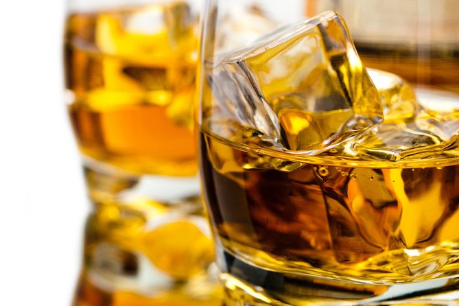 3-Day Speyside Whisky Tour from Edinburgh Including Admissions - Day 2: Glenlivet’s original tour, Aberlour lunch, and the Speyside Cooperage