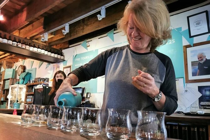 4-day Islay Platinum Whisky Tour - Whisky Included! With free pickup! - Stops, tastings, and pacing: what the day-to-day structure means for you