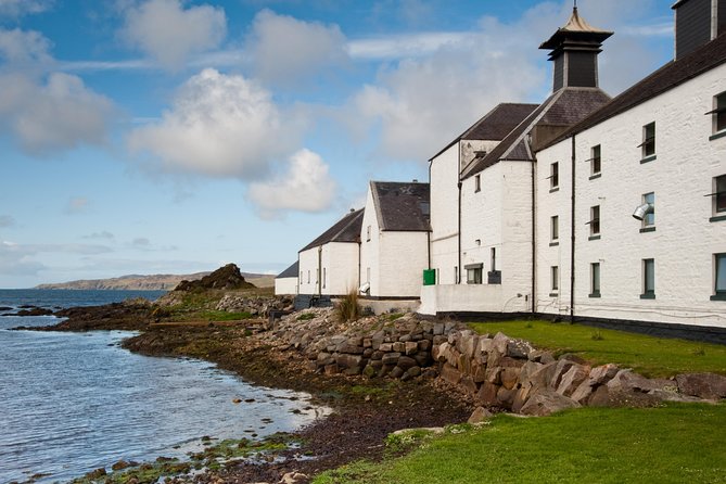 4-Day Islay & Whisky Tour Including Admissions from Edinburgh - Bowmore Distillery Cottages: the best part, with one privacy catch