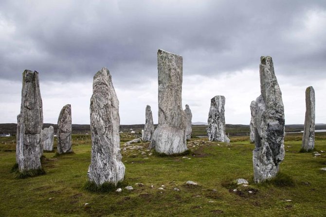 6-Day Outer Hebrides and Isle of Skye Small-Group Tour from Edinburgh - Day 5: Skye choices like Quiraing, Kilt Rock, and Loch Coruisk