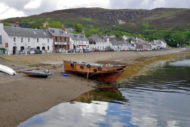 6-Day Outer Hebrides and Isle of Skye Small-Group Tour from Edinburgh - Day 6: Eilean Donan Castle, Ben Nevis views, and Glencoe on the way back