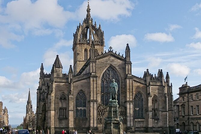 A History of Witchcraft in Edinburgh: A Self-Guided Audio Tour - High Street to St Giles’ Cathedral: Confessions, and the Tough Stuff You Hear Out Loud