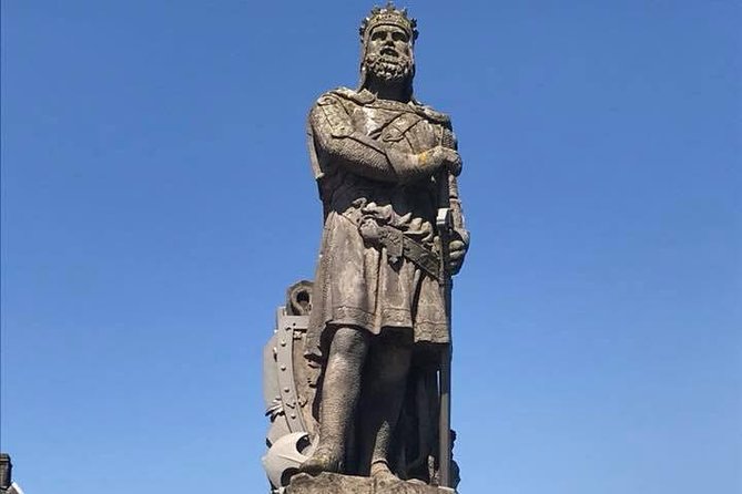 A taste of Scotland Full-Day Private Tour - The Kelpies and The Helix: Modern Scotland That’s Weird in a Good Way