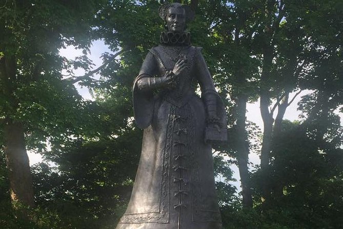 A taste of Scotland Full-Day Private Tour - William Wallace Monument and Birthplace: Iconic and Distinctive