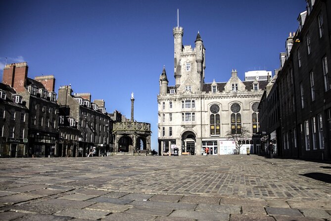 Aberdeen Historical & Turbulent Times Walking Tour - Why Aberdeen’s witch trials and grave-robbing tone works on foot