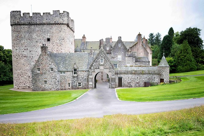 Aberdeenshire Private Half Day Castle & Historic Building Tour - Old Aberdeen: Slow Down in a City That Kept Its Memory