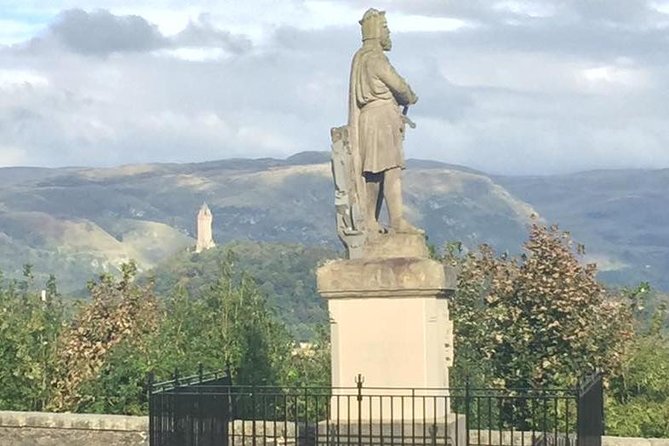 Bannockburn & Stirling Castle Private Tour from Greater Glasgow - Price and value: what you get for $617 per group