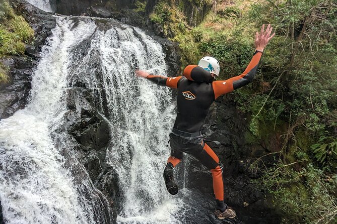 Bruce's Stone Canyoning Adventure. - How the guiding works before you start jumping and sliding