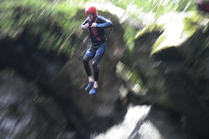 Canyoning Half-Day Trip at Keltneyburn from Aberfeldy - Staff, safety, and the reassurance factor that people rave about