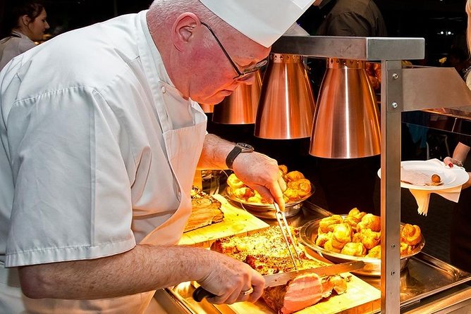 Celtic Park Tour & Dine Package - The 60-minute stadium tour: from dressing room to dugout