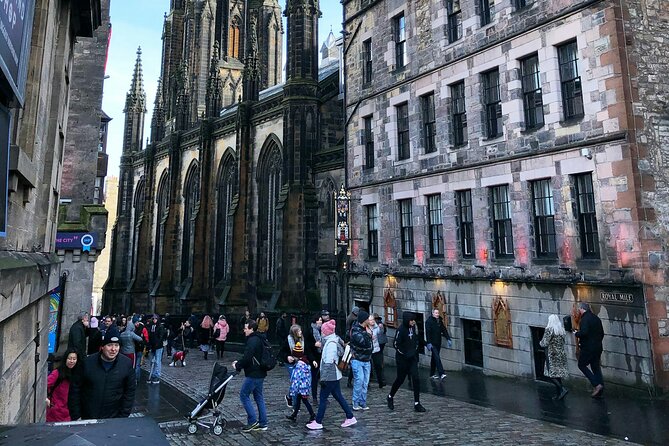 City of Edinburgh Shore Excursion - Edinburgh Castle time: ticket included, then go at your pace