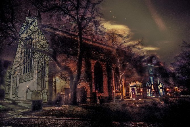 City of the Dead Haunted Graveyard Tour - Walking Edinburgh’s closes and alleyways with a local guide