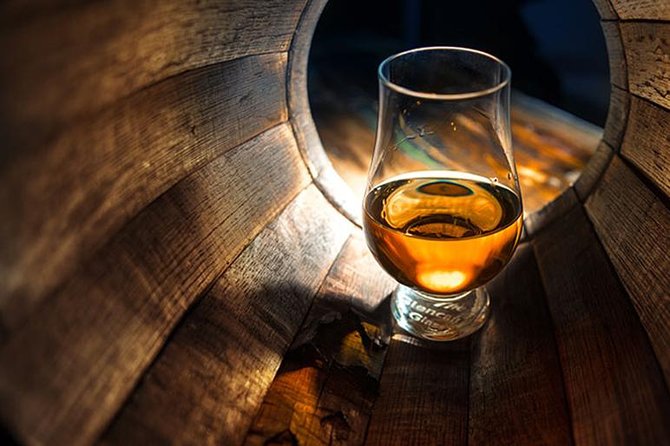 Clan Tour - of Speyside Distilleries - Carrbridge and the Coffin Bridge Photo Stop, Plus Grantown Snapshots