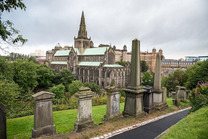 Discover Glasgow. Full day private tour in people carrier. - George Square Pickup and a 10:00 am Start That Keeps Things Simple
