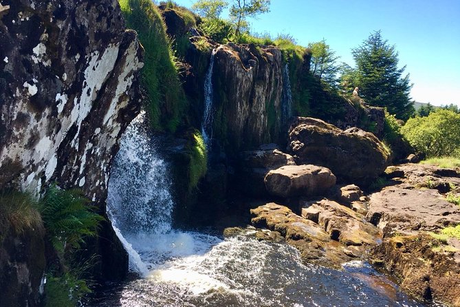 Discover Scotland Off the Beaten Track - The small-group format and the central pickup, in plain terms