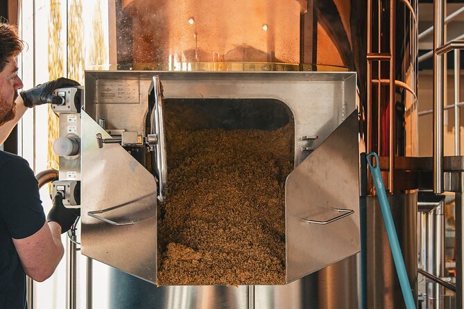 Distillery and Brewery Tour in Inverness Scotland - Small group size: the real comfort of max 15