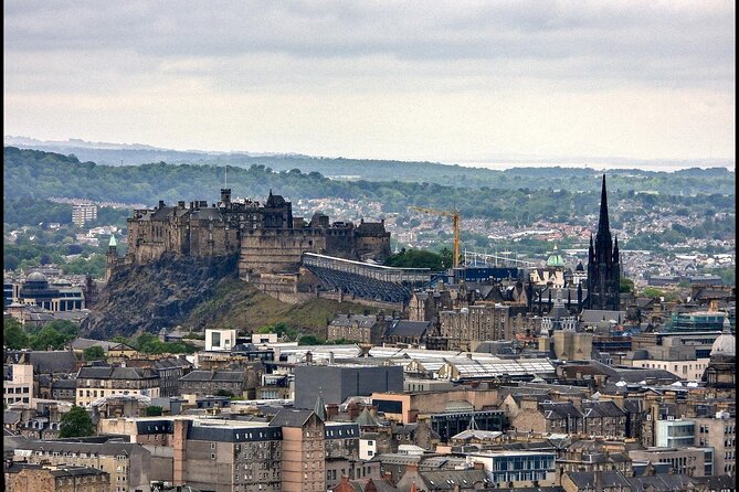Edinburgh Castle Guided Tour - Tickets Included - Edinburgh Castle Grounds Tour: The Highlights You Can Expect