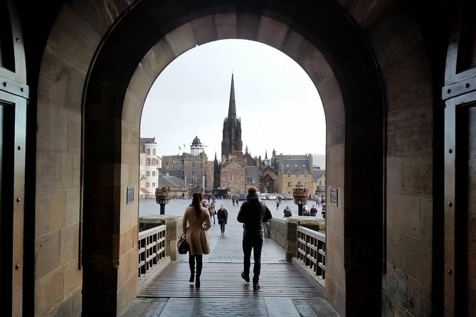 Edinburgh Castle Guided Walking Tour in English - Skip-the-Line Entry at Edinburgh Castle: What You Actually Get