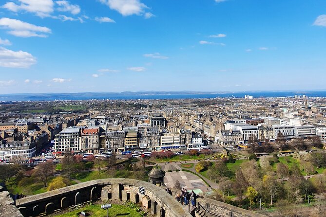 Edinburgh Castle Highlights Tour with Tickets, Map, and Guide - From David Hume Statue to the Royal Mile start, what you actually do first