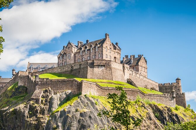 Edinburgh Castle Highlights Tour with Tickets, Map, and Guide - Hawkhill, residents today, and prisoner stories in a changing schedule