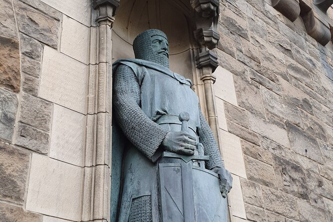 Edinburgh Castle Highlights Tour with Tickets, Map, and Guide - Timing, duration, and the Castle of Light schedule on select dates