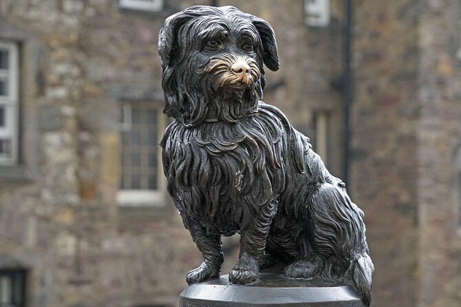 Edinburgh Castle & Old Town Small Group Guided Tour - The haunted graveyard stop: spooky, photo-friendly, and oddly charming