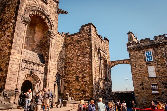 Edinburgh Castle Tickets & Tour - Local Scottish Guide In a Kilt - The Views From Castle Rock: Where the City Looks Different