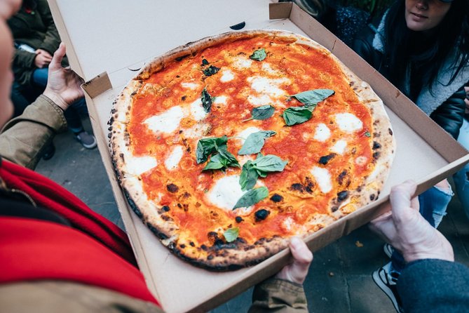 Edinburgh Cheese Crawl : Guided Food Tour - The pace and timing: a 2.5-hour walk, with some street-side moments