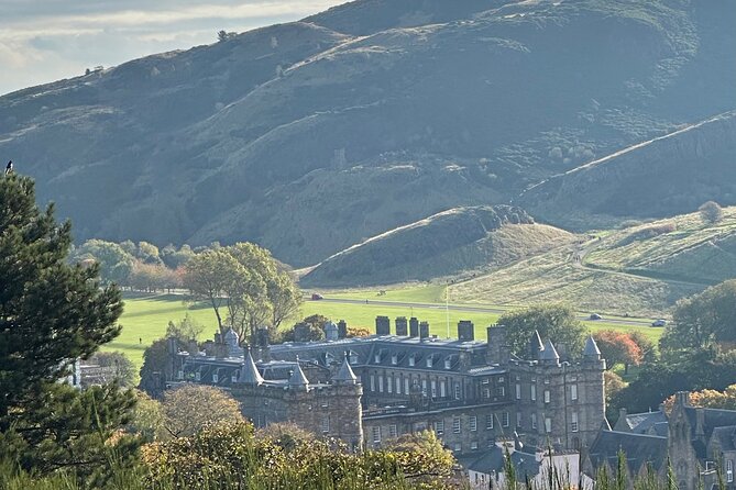Edinburgh City 4-Hour Private Guided Black Taxi Tour Experience - New Town’s Georgian geometry, plus the Enlightenment angle