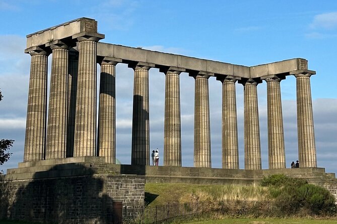 Edinburgh City 4-Hour Private Guided Black Taxi Tour Experience - Holyroodhouse and the Mary, Queen of Scots story you can feel