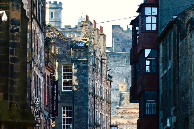 Edinburgh Food Tour with Scotch, Haggis, a Secret Dish & More - Holyrood Park hill views: extinct volcano energy