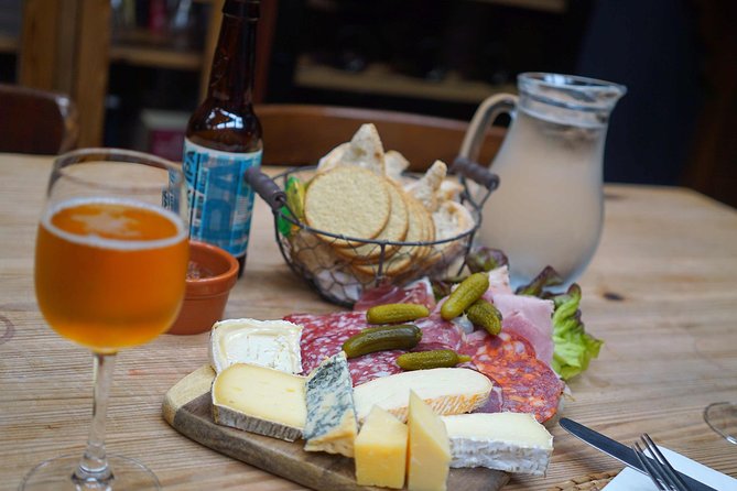 Edinburgh Luxury Private Food & Drink Tour with Eat Walk Tours - Stop 1: West End wealth, consulates, and fine dining stories