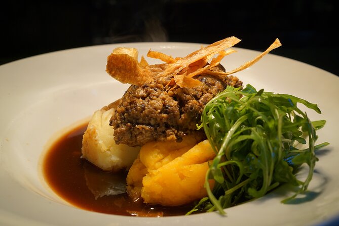 Edinburgh Luxury Private Food & Drink Tour with Eat Walk Tours - Guide style and why the small details matter