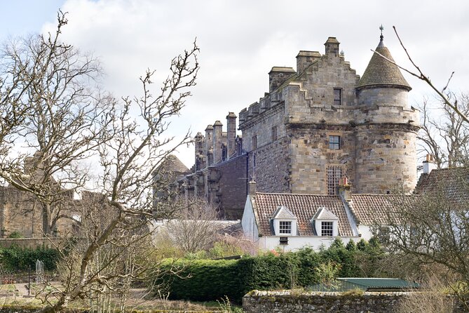 Edinburgh: Mary Queen of Scots Privately Guided Luxury Day Tour - Loch Leven and the Calm Wrap-Up Through the Countryside