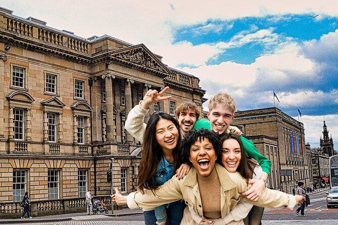 Edinburgh New Town: Self Guided Walk & Immersive Treasure Hunt - Key things to know before you start the New Town Quest