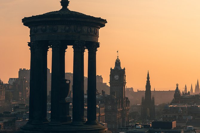 Edinburgh Night Tour with a Local Guide: Private & 100% Personalized - Key Points at a Glance