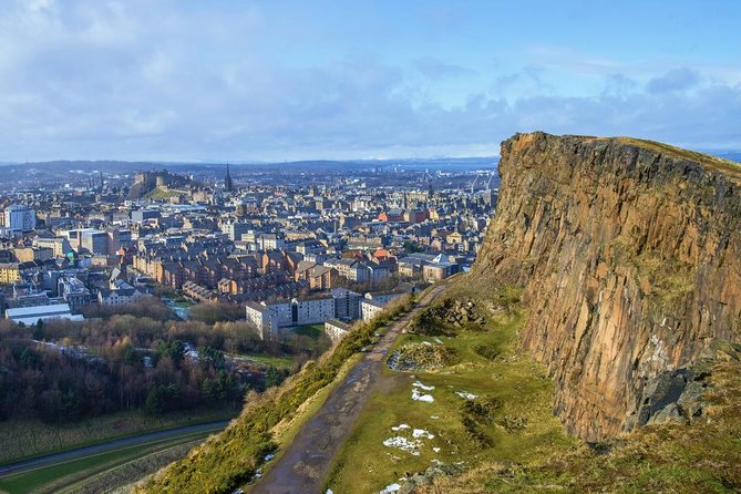Edinburgh Private Day Tour | The Royal Experience from Glasgow - Royal Mile on foot: the old town maze and a lunch-friendly pause