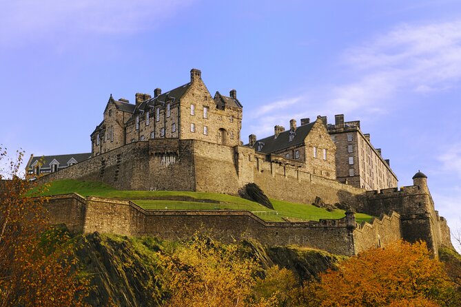 Edinburgh Shore Excursion: City Tour and Royal Yacht Britannia - Holyroodhouse photo stop, quick hits with big-name history