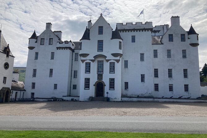Edinburgh to Inverness Private Transfer with Tour on the way - Pickup in Edinburgh or at the airport, and how the day actually starts