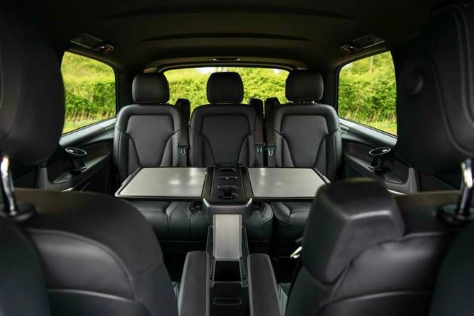 Edinburgh to St Andrews Luxury Taxi Transfer - Meet-and-Greet Pickup That Cuts the Stress Fast