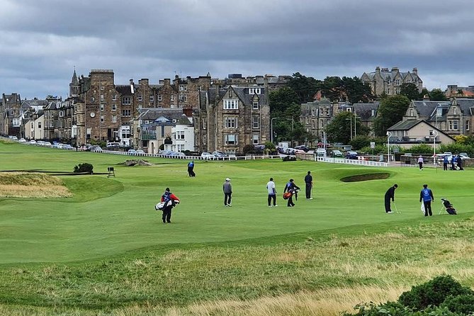 Edinburgh to St Andrews private driving tour - St Andrews Links and the Old Course: the golf moments that matter