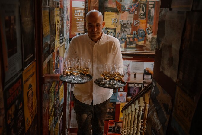 Edinburgh: Whisky Tasting with Storytelling in a Historic Pub - What four drams really means for your evening