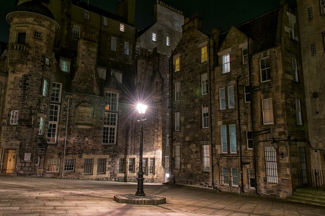 Edinburgh: Witches & Haunted History Walking Tour - Edinburgh Castle: How Power and Folklore Intersect