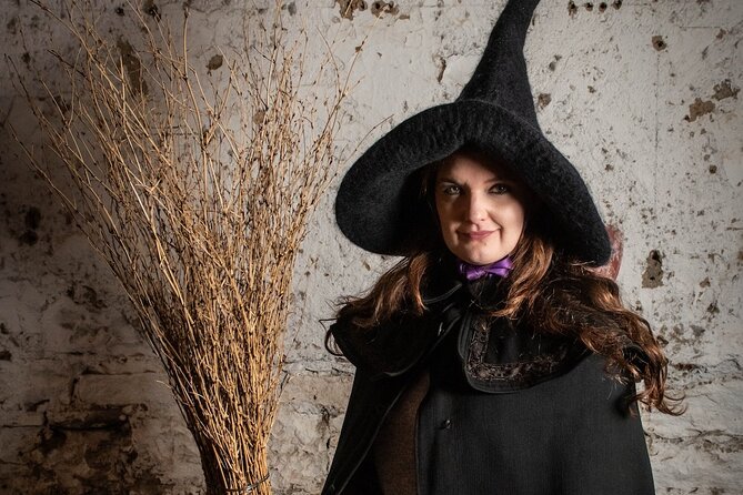 Edinburgh: Witches & Haunted History Walking Tour - Victoria Street and Grassmarket: The Infamous Character Ending and Half-Hangit Maggie