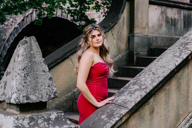 Elegant Professional Private Photoshoot Tour in Edinburgh - Where you start and how the 2 hours are paced