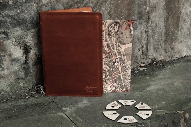 Escape Old Edinburgh with a Thrilling Outdoor Puzzle Trail - Puzzle style and the real lock moments