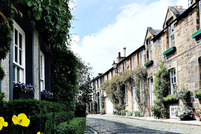 Essence of Edinburgh: Private Half Day Sightseeing Tour - Pickup, Minivan Comfort, and the Stuff That Matters