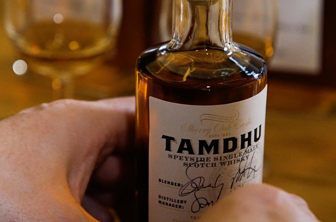 Exclusive Single Malt Whisky Making Experience near Edinburgh - Taste options and the Rosebank shop: what to expect after the workshop